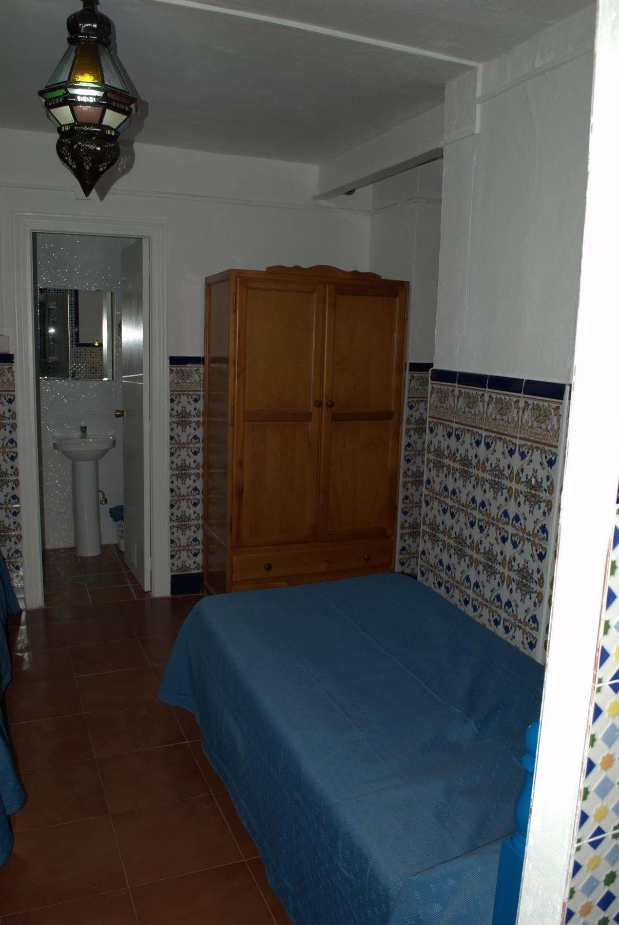 Pension Santa Maria La Blanca Sevilla Exterior foto